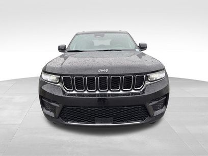Used 2025 Jeep Grand Cherokee Laredo
