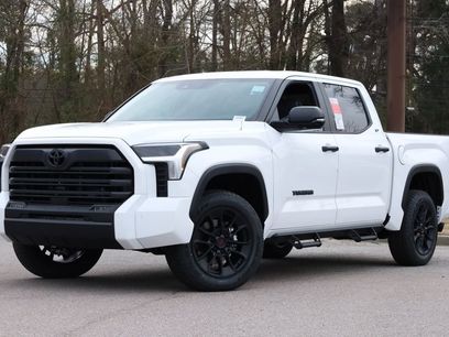 New 2026 Toyota Tundra SR5