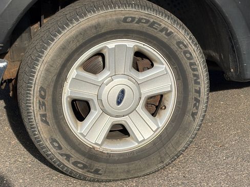 Used 2004 Ford F150 XL RWD image 6