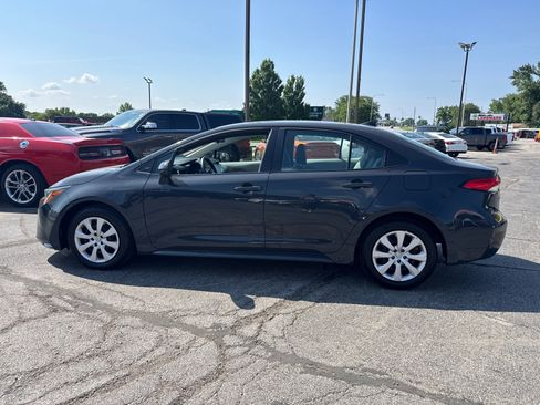 Used 2024 Toyota Corolla LE FWD image 3