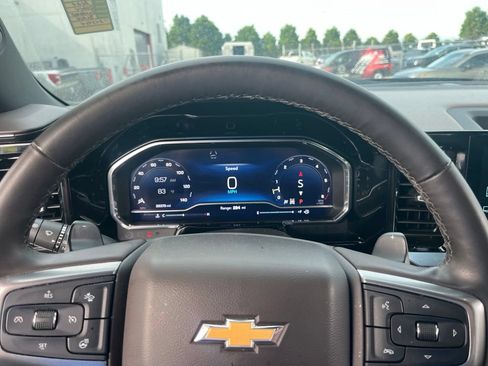 Used 2024 Chevrolet Silverado 1500 LTZ AWD/4WD image 12