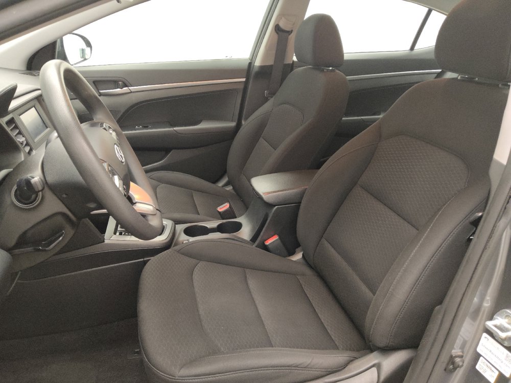 Used 2019 Hyundai Elantra SE w/ Cargo Package FWD image 17