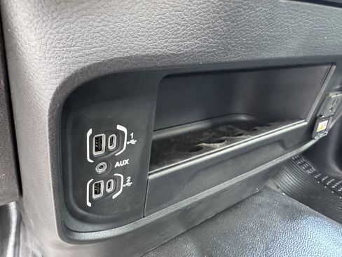 New 2024 RAM 2500 Tradesman image 29