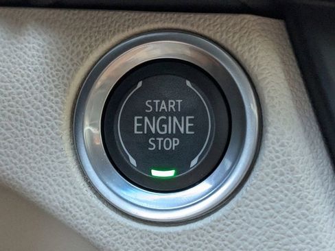 Used 2022 Cadillac CT4 Premium Luxury image 29