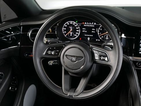 Used 2021 Bentley Continental GT V8 image 14