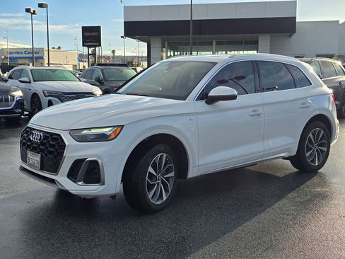 Used 2022 Audi Q5 2.0T Premium Plus image 2