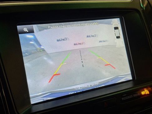 Used 2016 Ford Explorer XLT w/ Equipment Group 202A image 15