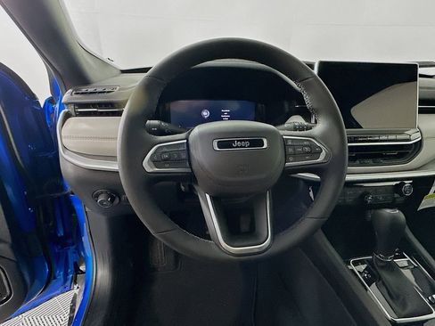 New 2026 Jeep Compass Limited w/ Sun, Sound & Navigation Group image 15