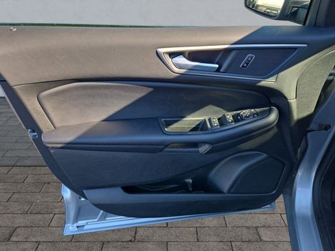 Certified 2024 Ford Edge SEL w/ Convenience Package image 10