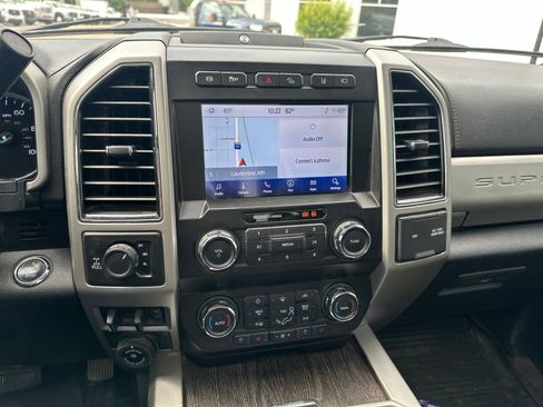 Used 2021 Ford F250 Lariat w/ Tremor Off-Road Package AWD/4WD image 9