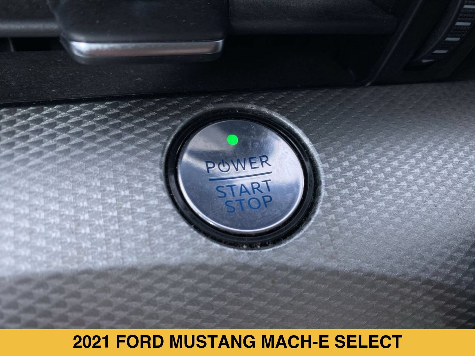Used 2021 Ford Mustang Mach-E Select w/ Comfort/Appearance Package AWD/4WD image 9