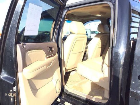Used 2012 GMC Sierra 3500 Denali w/ Suspension Package, Off-Road AWD/4WD image 11