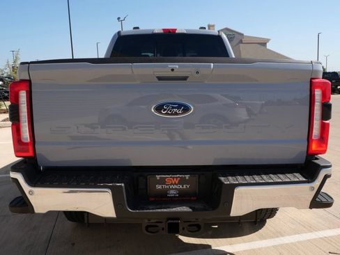 New 2026 Ford F250 Lariat w/ Chrome Package AWD/4WD image 5