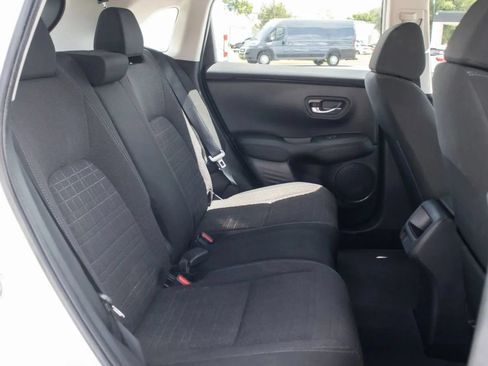 Used 2024 Honda HR-V LX image 18