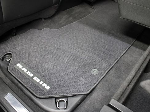 Used 2019 RAM 1500 Laramie AWD/4WD image 62