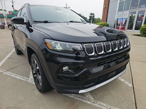 Certified 2022 Jeep Compass Limited AWD/4WD image 4
