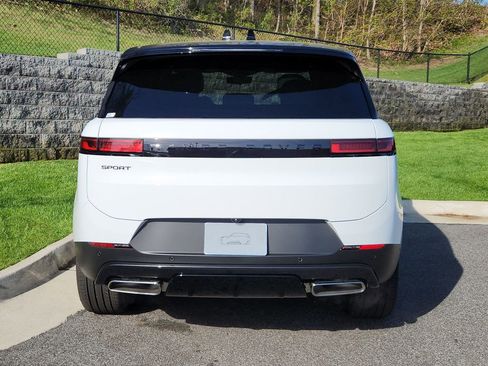 New 2026 Land Rover Range Rover Sport SE AWD/4WD image 7
