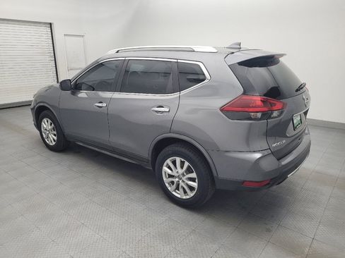 Used 2020 Nissan Rogue SV AWD/4WD image 3