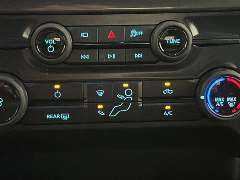 Used 2025 Ford F150 STX w/ Equipment Group 200A AWD/4WD image 17