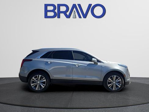 Used 2025 Cadillac XT5 Premium Luxury w/ Technology Package image 3