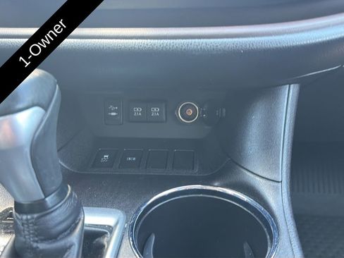 Used 2018 Toyota Highlander Limited FWD image 41