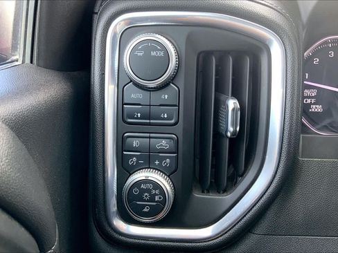 Used 2020 GMC Sierra 1500 Elevation w/ Elevation Value Package AWD/4WD image 28