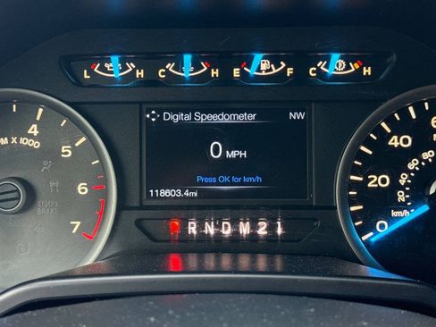 Used 2015 Ford F150 XLT w/ Equipment Group 301A Mid AWD/4WD image 18