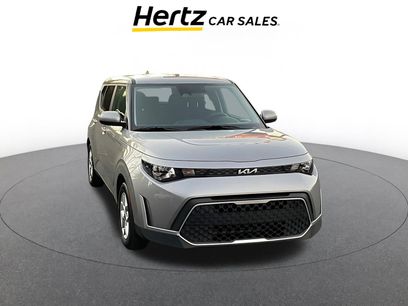 Used 2025 Kia Soul LX w/ LX Technology Package