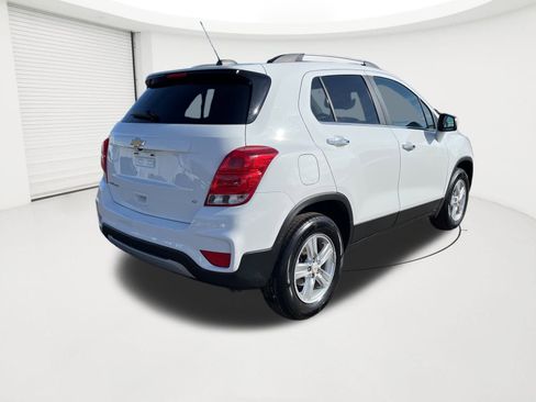 Used 2019 Chevrolet Trax LT w/ LT Convenience Package image 7