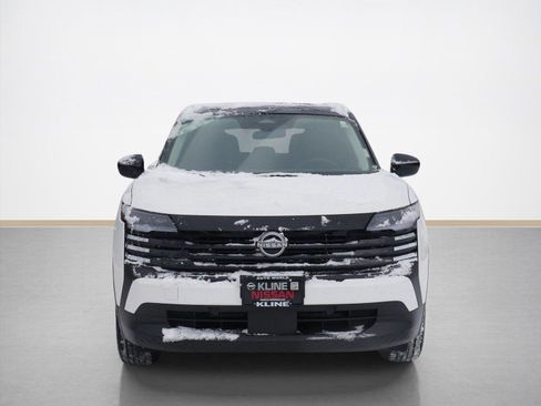 New 2026 Nissan Kicks SV w/ SV Premium Package image 4