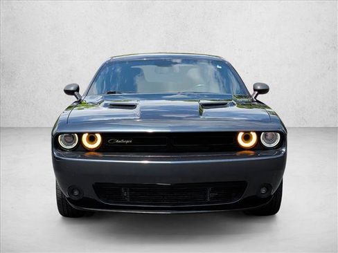 Used 2016 Dodge Challenger SXT w/ Blacktop Package RWD image 2