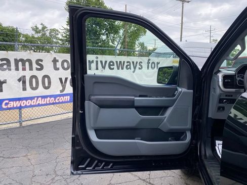Used 2022 Ford F150 XLT w/ Trailer Tow Package AWD/4WD image 12
