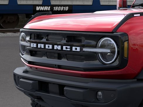 New 2026 Ford Bronco Outer Banks w/ Sasquatch Package AWD/4WD image 19