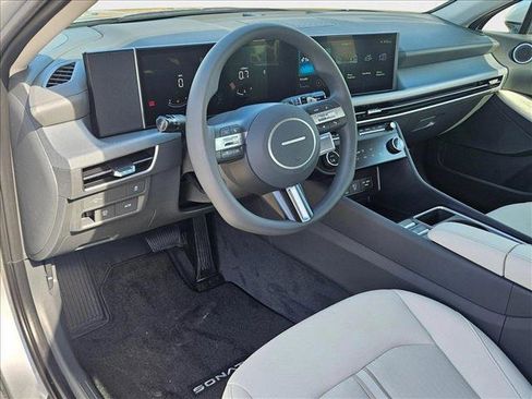 New 2025 Hyundai Sonata SEL image 9