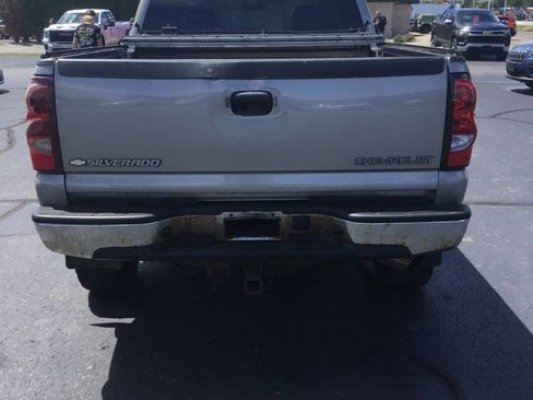 Used 2003 Chevrolet Silverado 2500 LT AWD/4WD image 4
