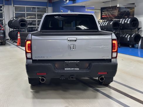 Used 2023 Honda Ridgeline RTL image 5