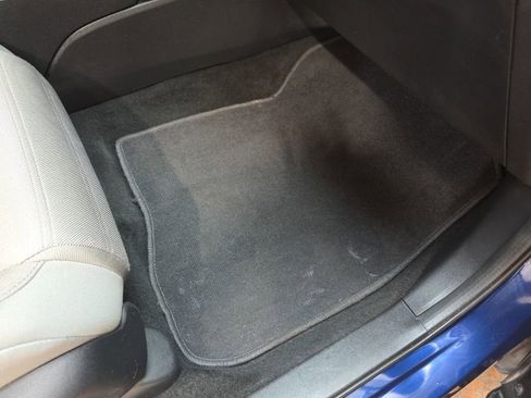 Used 2019 Honda CR-V LX image 9