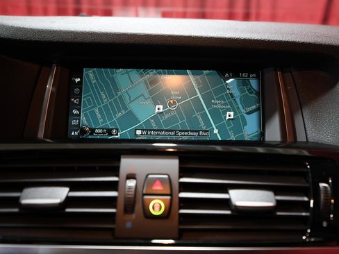 Used 2018 BMW X4 M40i image 19