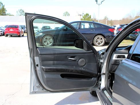 Used 2011 BMW 328i Sedan image 25