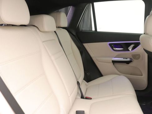 New 2026 Mercedes-Benz GLC 300 image 10