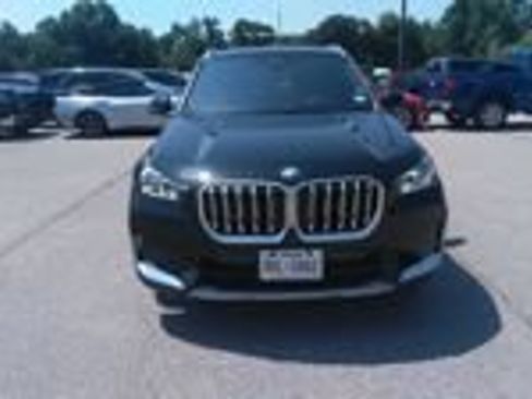 Used 2025 BMW X1 xDrive28i AWD/4WD image 4