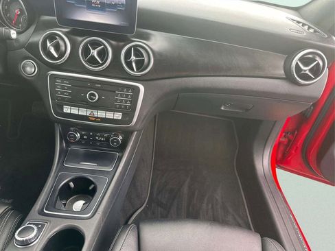 Used 2017 Mercedes-Benz CLA 250 4MATIC image 6