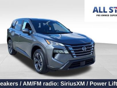 Used 2025 Nissan Rogue SV