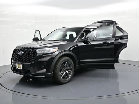 New 2026 Ford Explorer ST-Line w/ ST-Line Street Pack AWD/4WD image 36