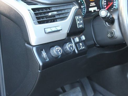 Used 2019 GMC Yukon Denali w/ Denali Ultimate Package image 28