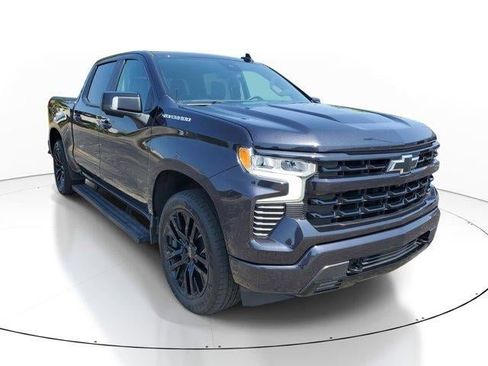 Used 2022 Chevrolet Silverado 1500 RST w/ Convenience Package II image 2