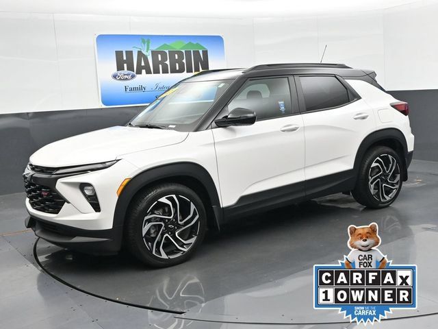 Used 2025 Chevrolet TrailBlazer RS w/ Convenience Package FWD image 1