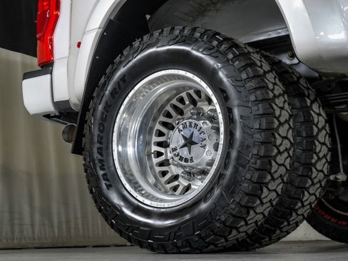 Used 2017 Ford F350 Lariat w/ Lariat Ultimate Package image 55