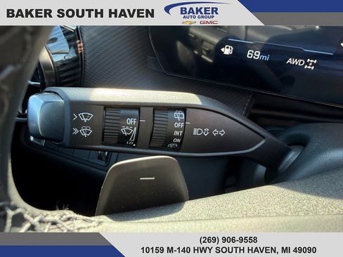 New 2026 Chevrolet Equinox LT w/ LPO, Floor Liner Package image 18