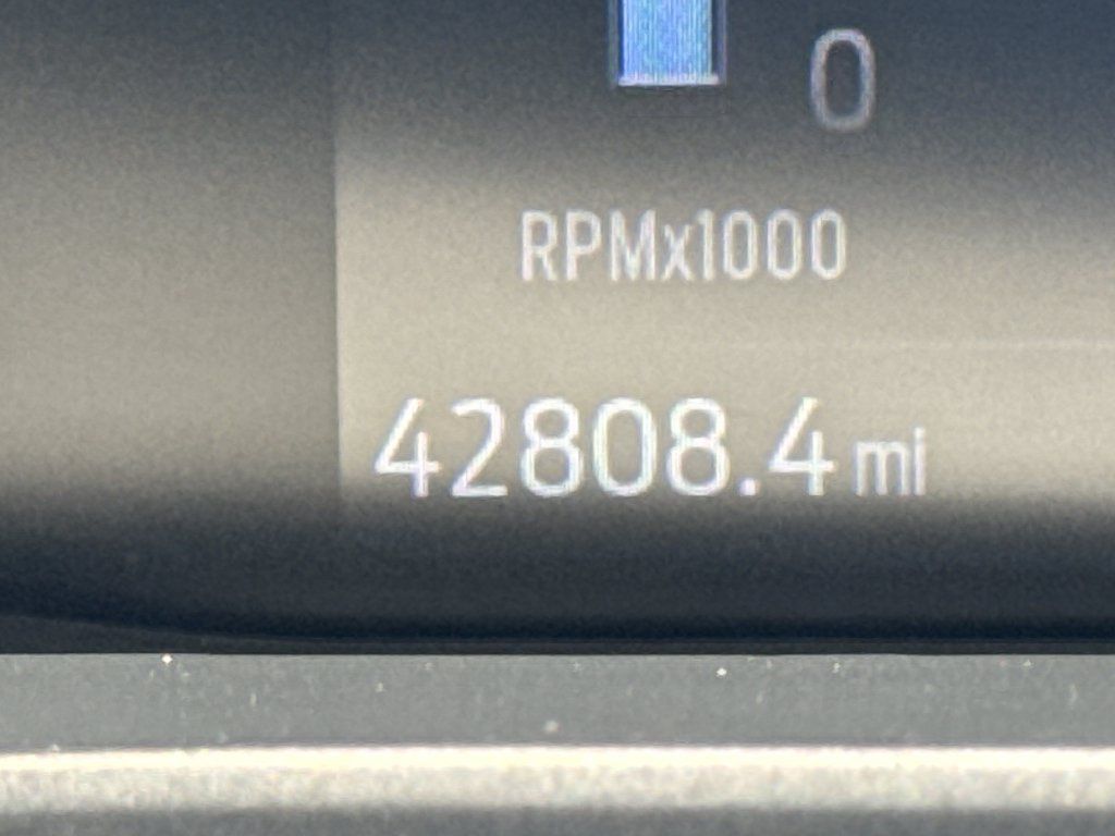 Used 2025 Ford Escape Active AWD/4WD image 27